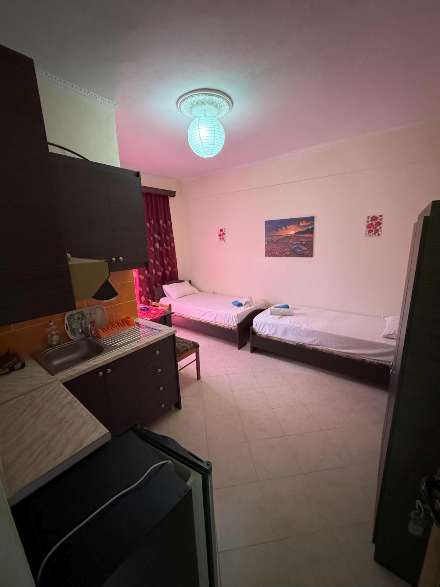 Adrian Agustin Rooms Lukovë 외부 사진