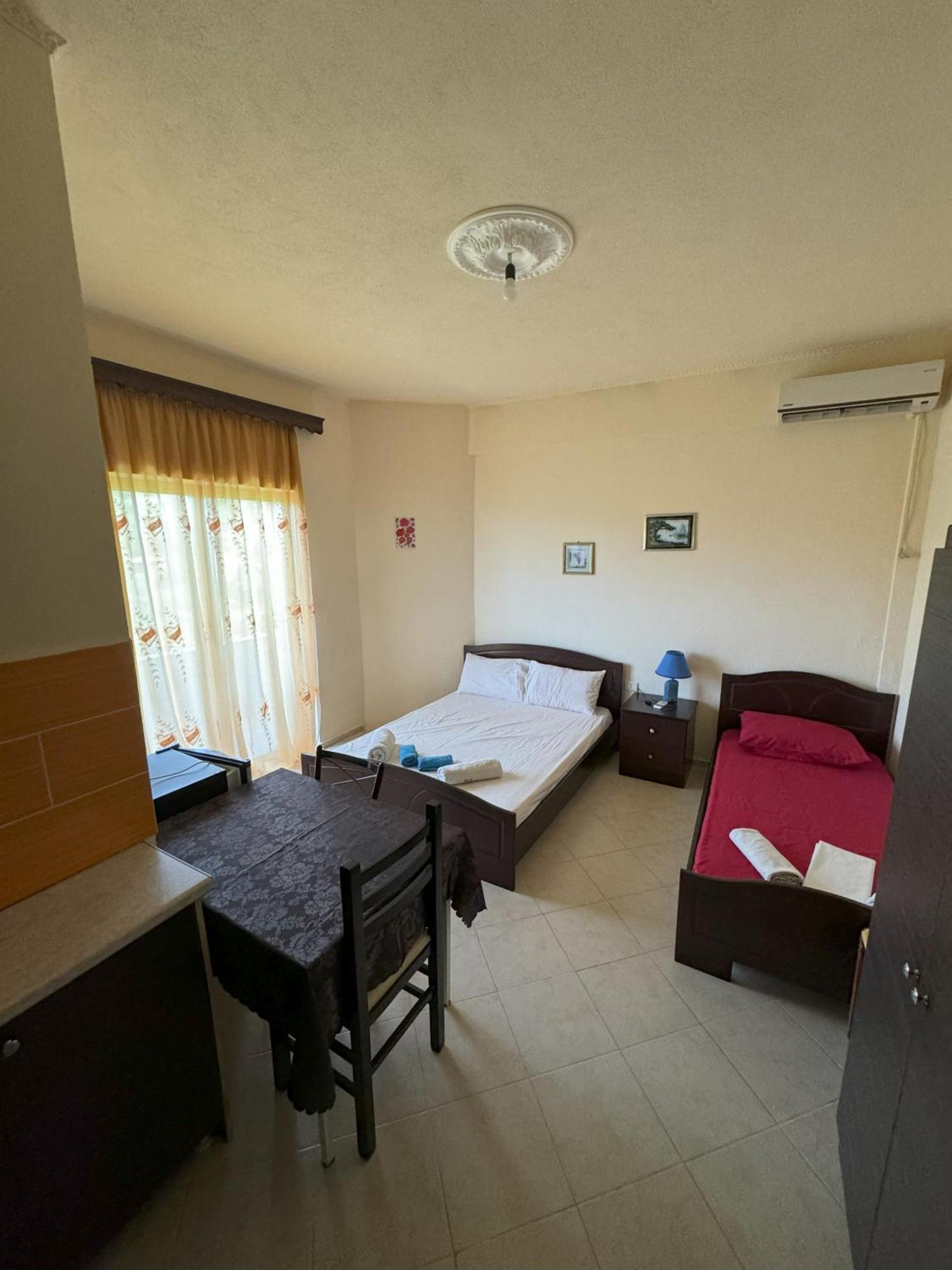 Adrian Agustin Rooms Lukovë 외부 사진